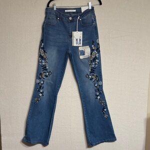 9Th & Main Stylish Blue Embroidered Flare Jeans